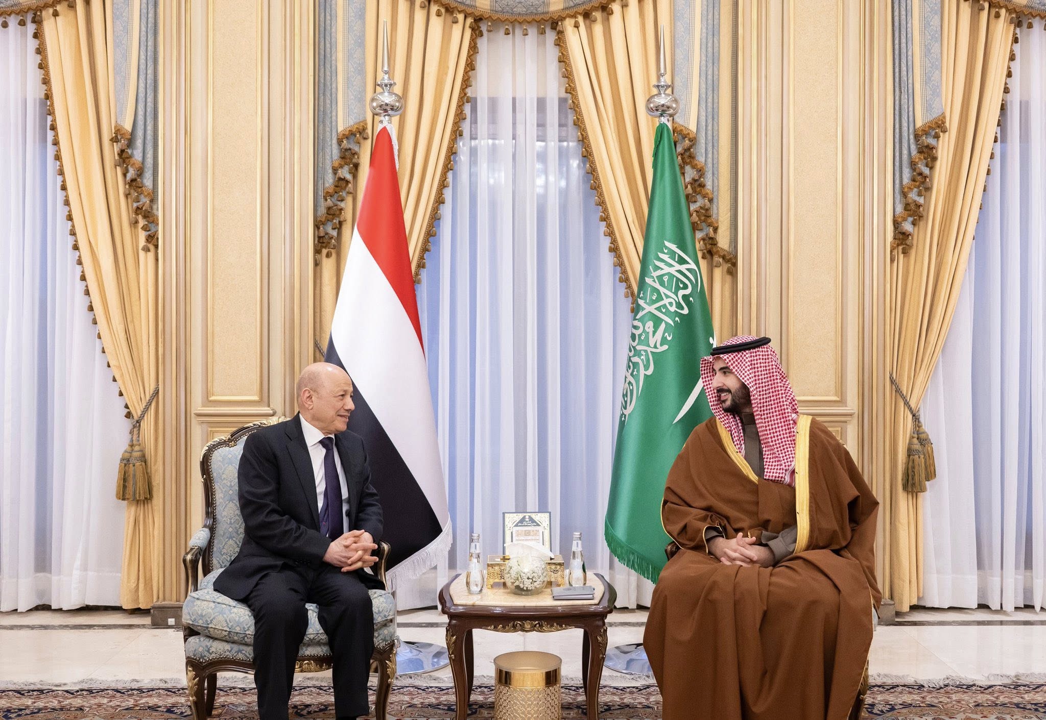 مباحثات "سعودية ـ يمنية" تتزامن مع تدشين مشاريع تنموية بقيمة 1.9 مليار ريال