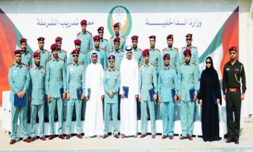 شرطة عجمان تحتفل بتخريج 53 منتسباً