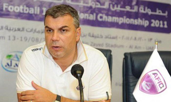 "استئناف أبوظبي" تؤيد حبس مدرب الأهلي السابق مع وقف التنفيذ