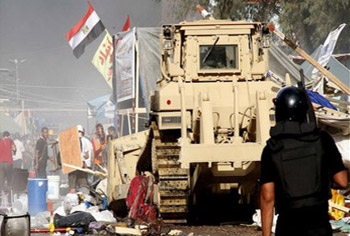 نشطاء مصريون يبدؤون حملة عالمية للتعريف بـ "قصة رابعة"