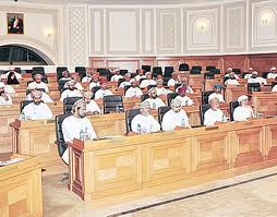 "الشورى العمانية" يناقش عددا من القضايا الداخلية والخارجية